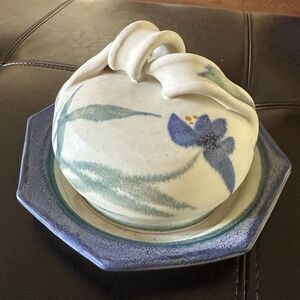 Steinman Cheese Butter Handmade Hand Painted Iris Flower Pottery Serving Dome